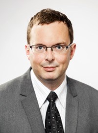 Stefan Harm Stefan Harm